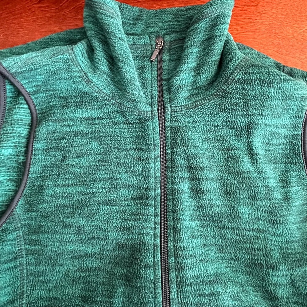 ❄️Old Navy Fleece Vest